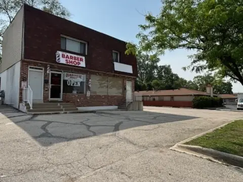 Mixed-Use Building on Highway 12