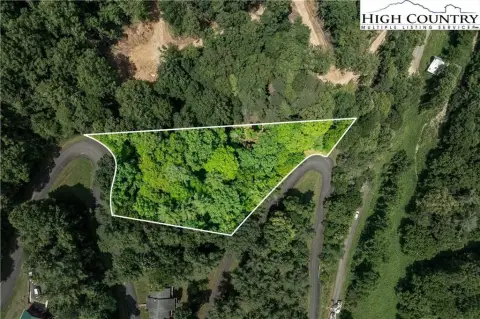 Land with Lake Views