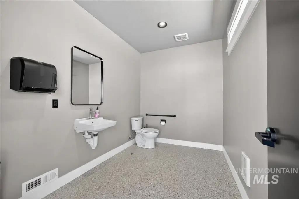 Picture 18