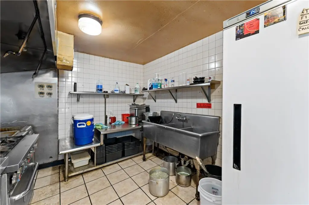 Picture 9