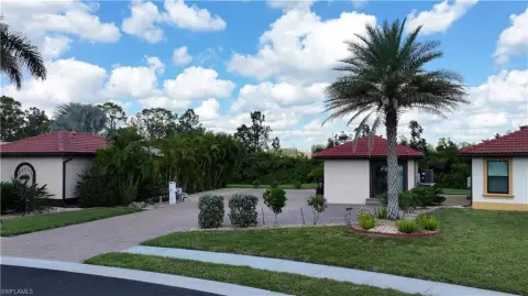 Luxury Coach House and Lot