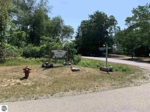 Residential Land Overlooking Golf Course