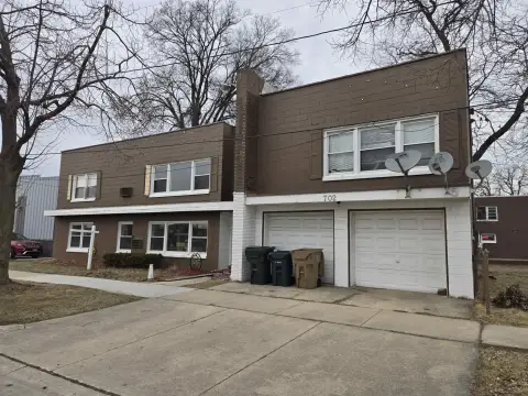 Mixed-Use Building Near Park Street