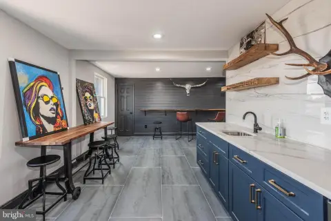 Renovated Office Suite with Fireplace