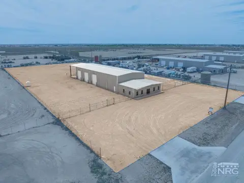 Crane-Ready Flex Industrial Building