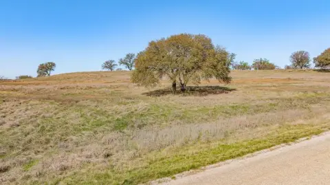 Scenic 5-Acre Homesite in Santo