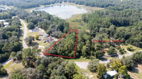 Waterfront Lot in Melrose, FL