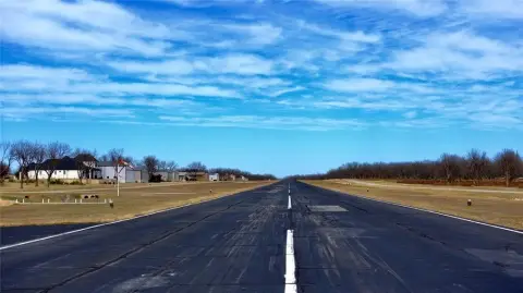 Premier Aviation Lot in Granbury