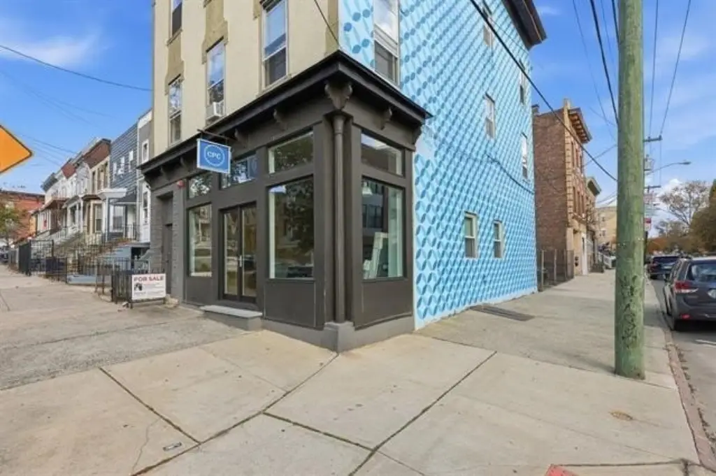 Picture 3