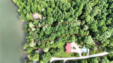 Lakefront Land in Tamassee, SC