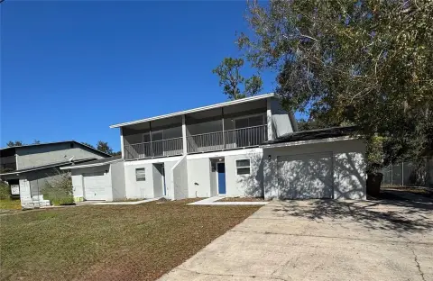 KISSIMMEE Duplex with Income Potential
