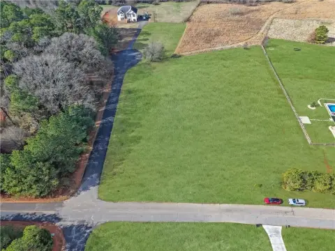 Residential Lot in Maxwell Farm