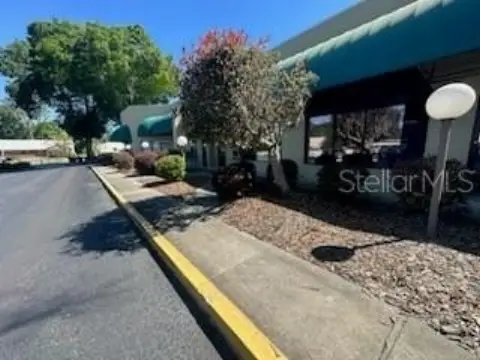 OCALA, FL Retail Space