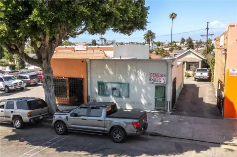 Mixed-Use Asset in Boyle Heights