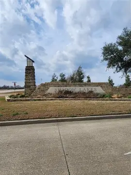 Residential Land in Shadow Lakes