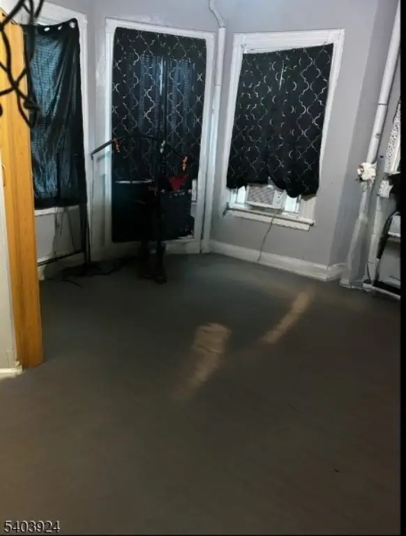 Picture 38