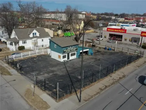 Midtown Corner Lot Development Opportunity