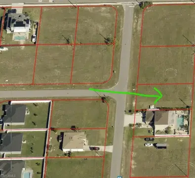 Commercial Lot in Cape Coral