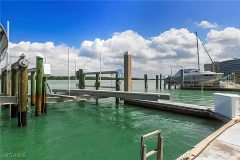 Floating Dock Near Gulf Access