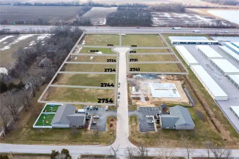 Commercial Lot in Business Park