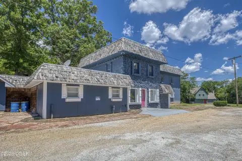 Picture of Live-work space at 454 Redings Mill Road, Joplin, MO