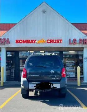 Established Pizza Restaurant in Edison