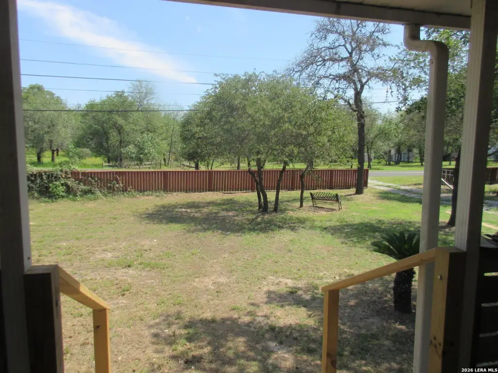 Picture 3