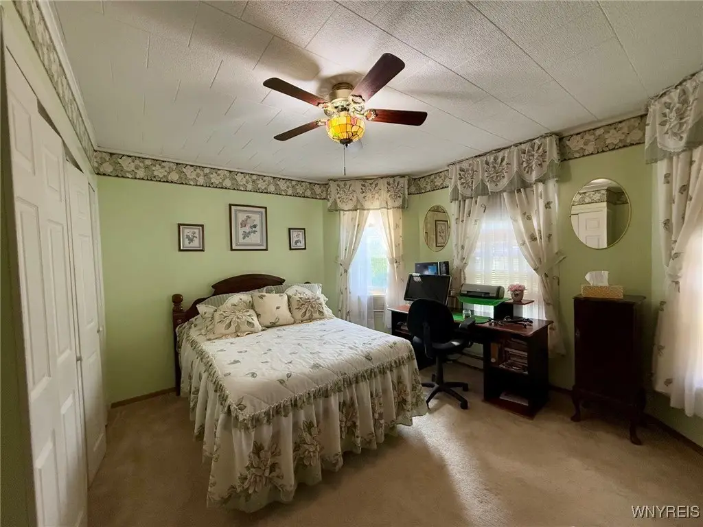 Picture 25