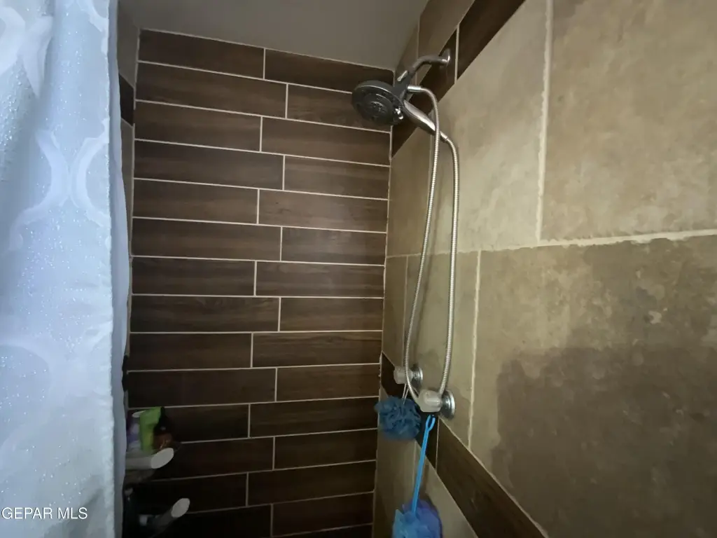 Picture 32