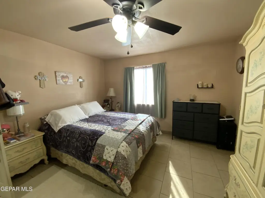 Picture 30