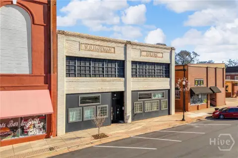 Downtown Commerce Commercial Space Available