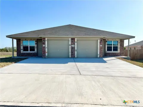 New Temple, TX Duplex