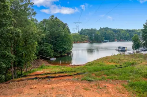 Waterfront Lot on Lake Keowee