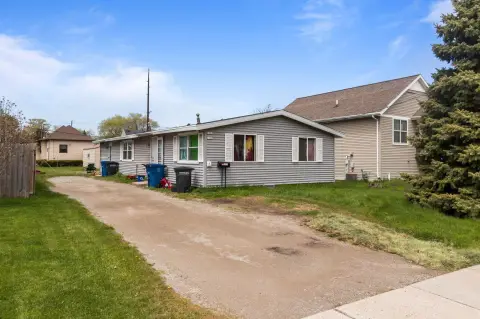 Picture of Duplexes at 1331 BROAD Street, Oshkosh, WI