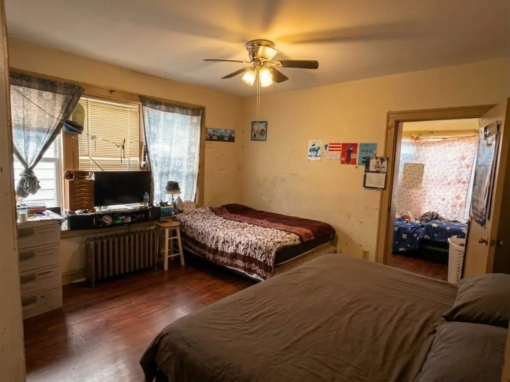 Picture 4