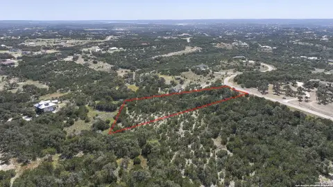 3 Acres in Mystic Shores