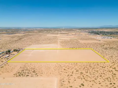Expansive Commercial Land Opportunity