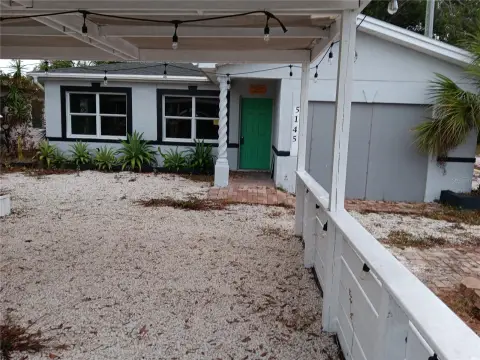Commercial Building on Gulfport Blvd