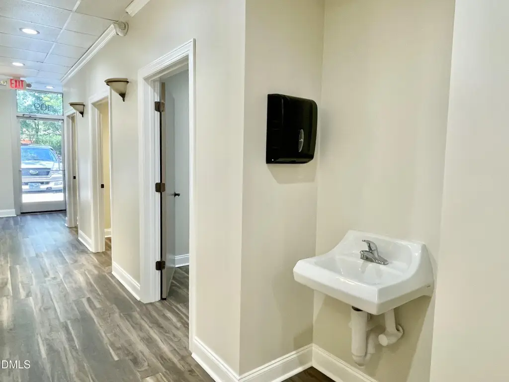 Picture 19