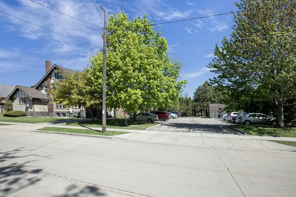 Picture 7