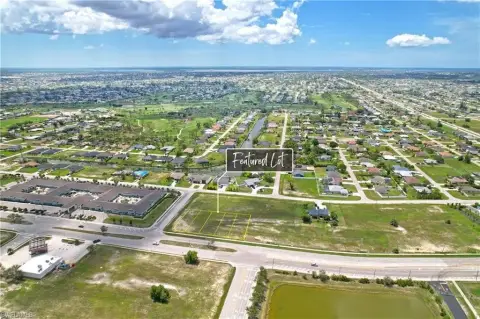Commercial Lot in Cape Coral