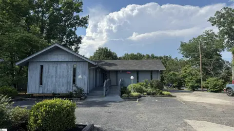 Retail Space on 1.91 Acres