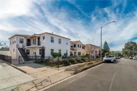 West Adams Multifamily Investment Opportunity