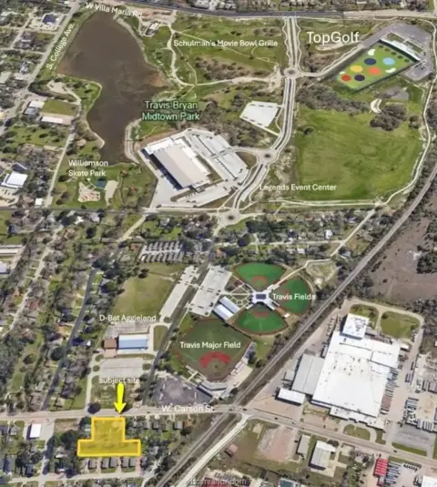 Mixed-Use Commercial Property Near Midtown Park