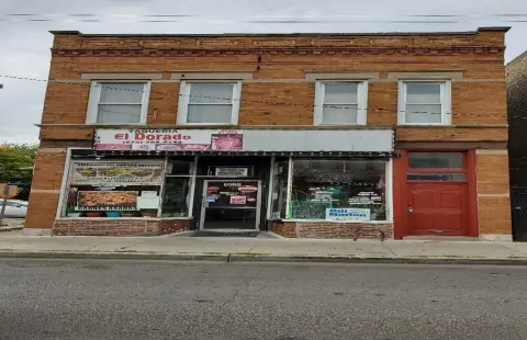 Rogers Park Mixed-Use Building