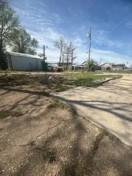 Commercial Lot in High-Visibility Location