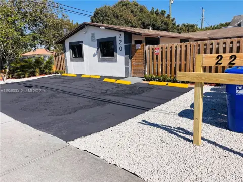 Updated Fourplex in Pompano Beach