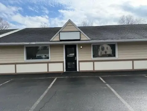 Hudson Retail/Office Space For Lease