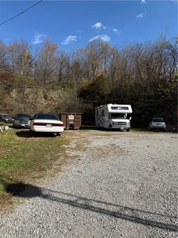 Picture 4