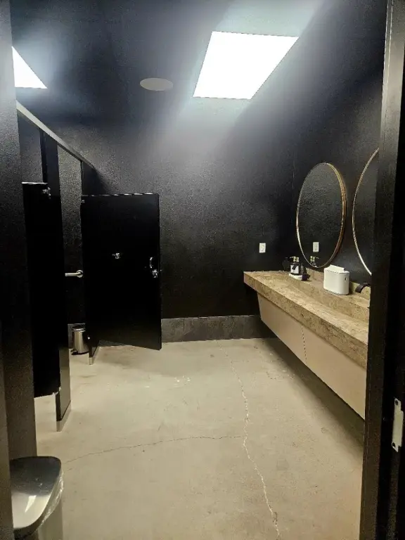 Picture 8